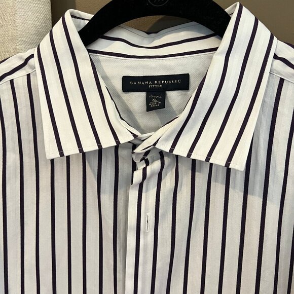 Men's Banana Republic Deep Purple/Plum striped Long Sleeve Button Down, Size XL - Picture 2 of 7